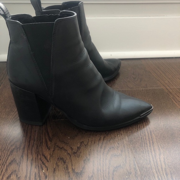 Tony Bianco Bello Boot - Picture 2 of 6